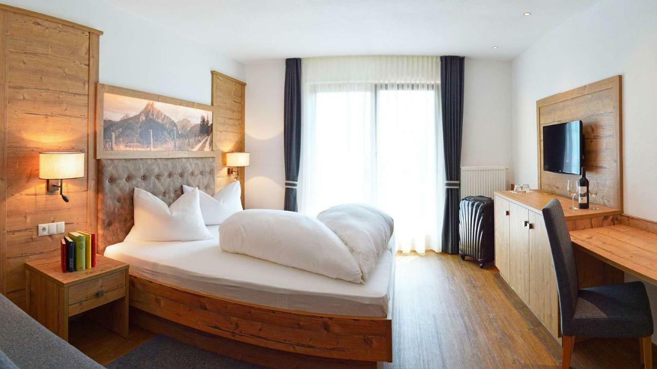 Hotel Trenker براييز  المظهر الخارجي الصورة