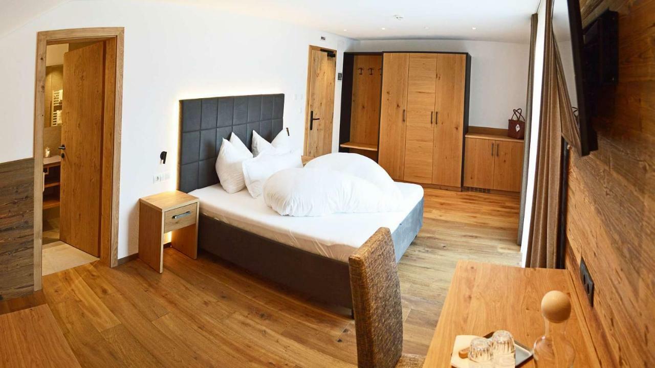 Hotel Trenker براييز  المظهر الخارجي الصورة